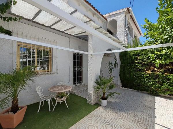 Chalet adosado photo 2