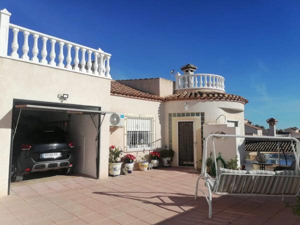 Chalet independiente en venta en Calle Río Seco, San Miguel de Salinas
 photo 2