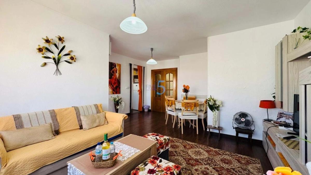 Venta de piso en Barrio El Acequión, Torrevieja
photo 5