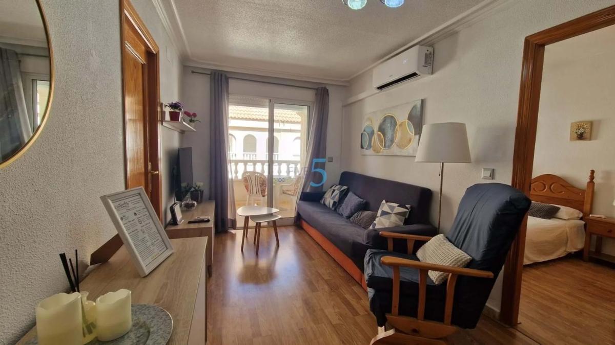 Venta de piso en Barrio El Acequión, Torrevieja
 photo 2