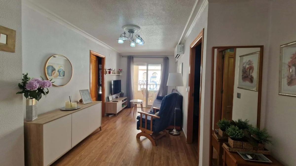 Venta de piso en Barrio El Acequión, Torrevieja
 photo 3