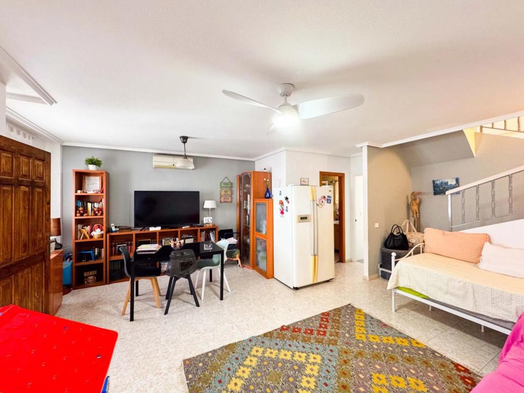 Properties for sale and rent in Spain photo 5