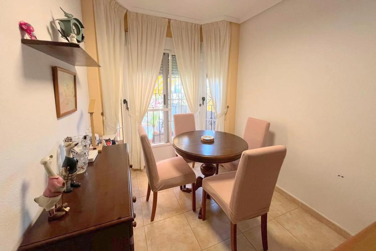 Недвижимость на продажу и в аренду в Испании photo 5