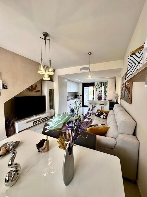Sale of apartment in Avenida Laguna Azul, Torrevieja
photo 5