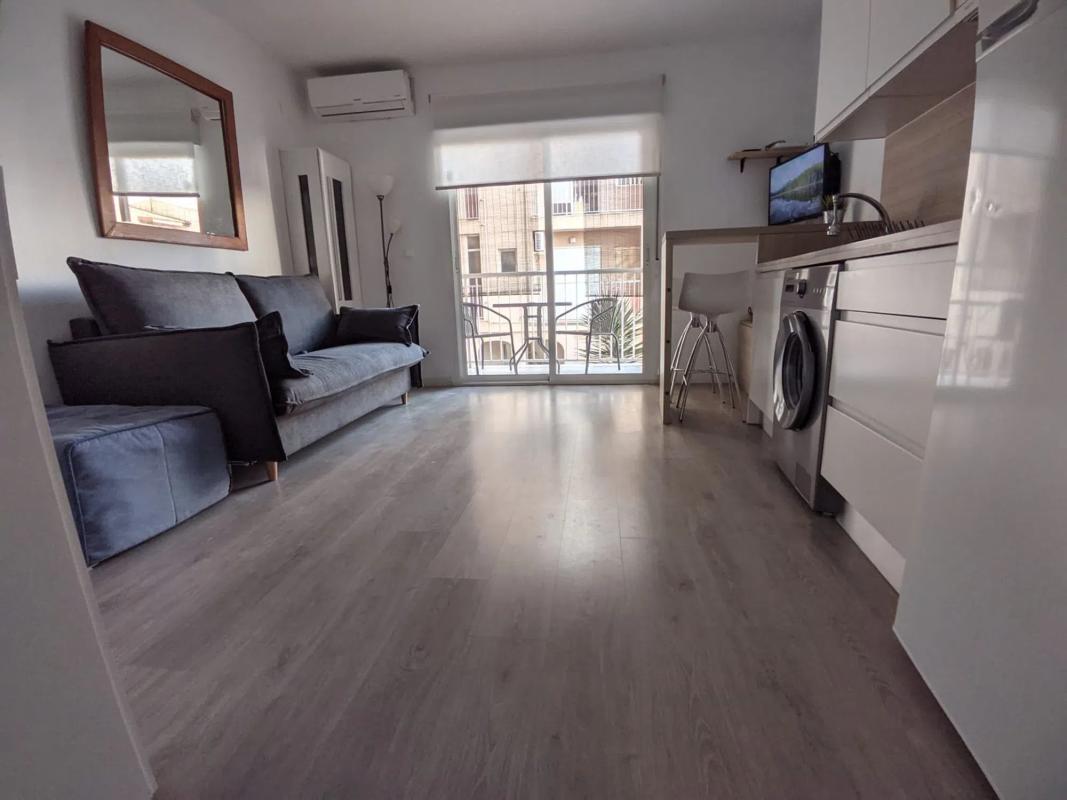 Продажа квартиры на Calle Paralela Estocolmo, 5, Торревьеха
photo 1