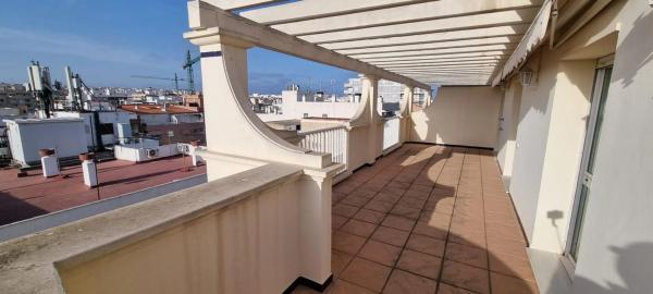 Ático en venta en Barrio Las Piscinas Naturales, Torrevieja thumbnail 1