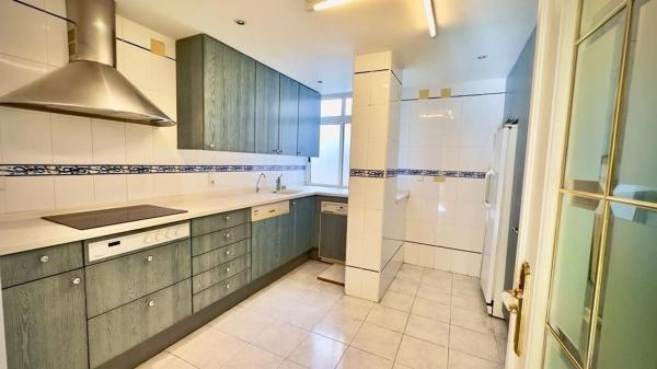 Ático en venta en  Barrio Las Piscinas Naturales, Torrevieja photo 4