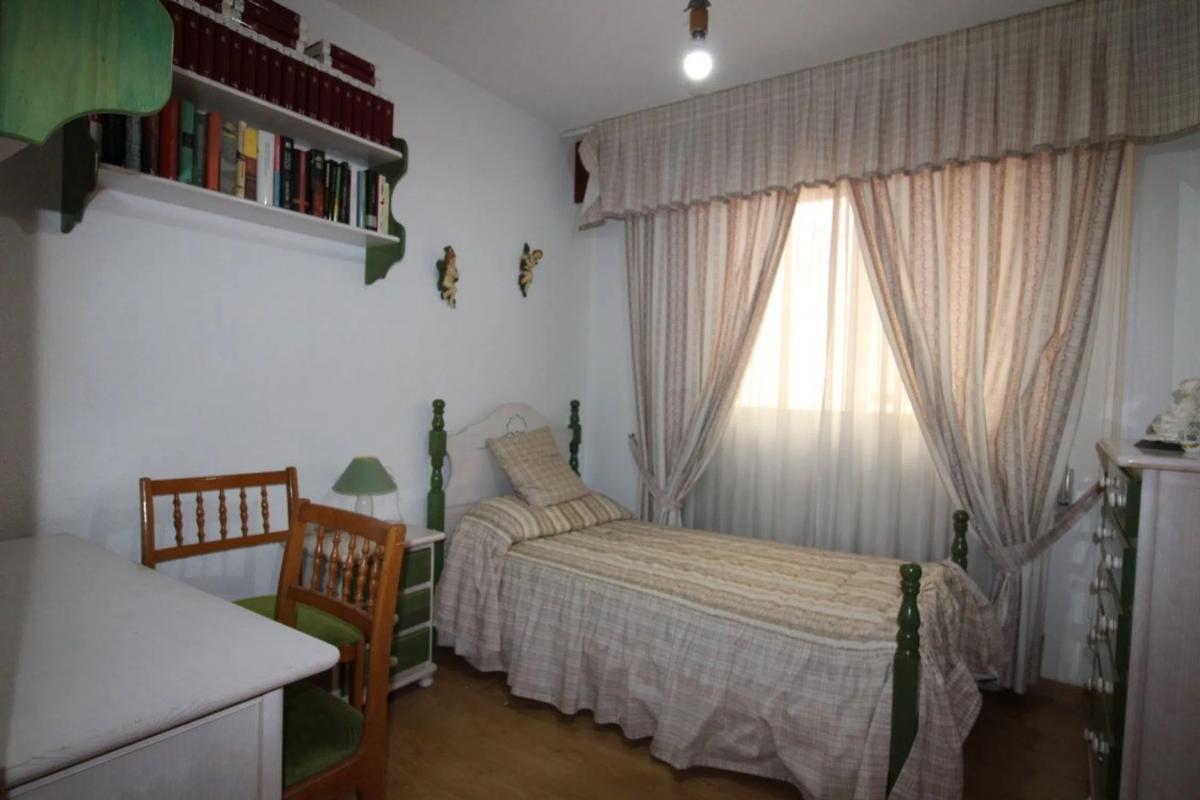 Venta de piso en CL PEDRO LORCA, Torrevieja
 photo 4