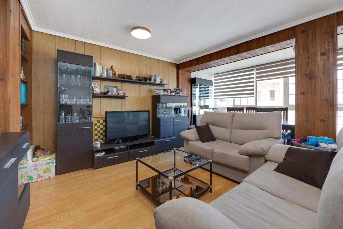 Sale of apartment in Calle Caballero de Rodas, Torrevieja
photo 4
