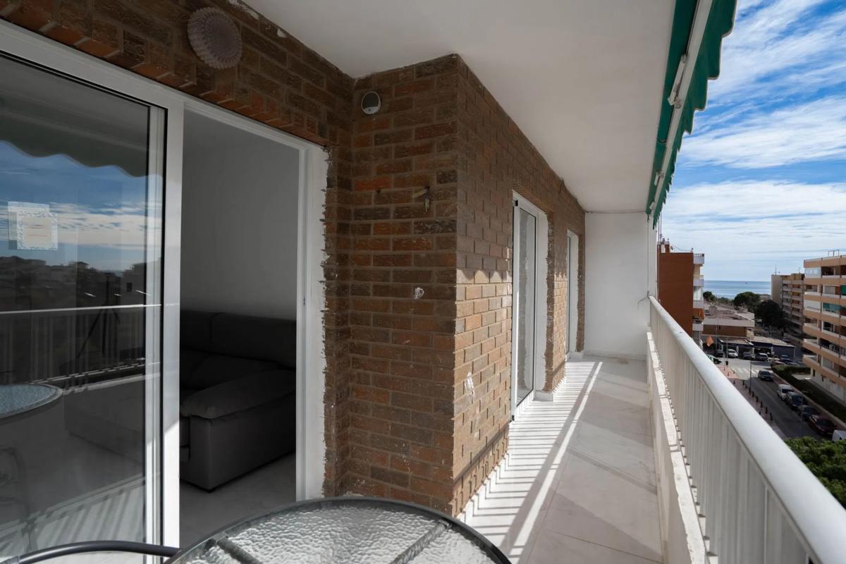 Продажа квартиры на Calle Arrecife, Торревьеха
photo 1