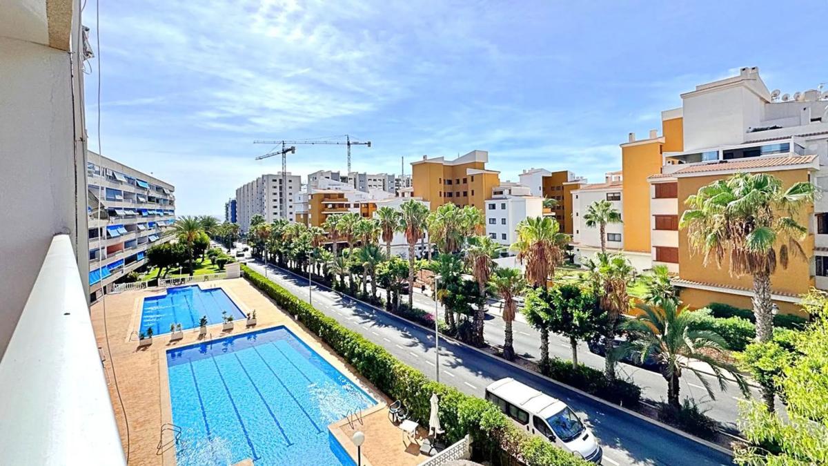 Sale of apartment in Calle Bajamar, 2, Torrevieja
 photo 4