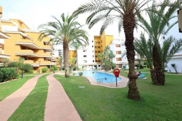 Apartment for sale in  punta prima, Torrevieja photo 4