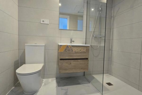 Apartment for sale in  Avenida de las Olas, 60, Torrevieja photo 1