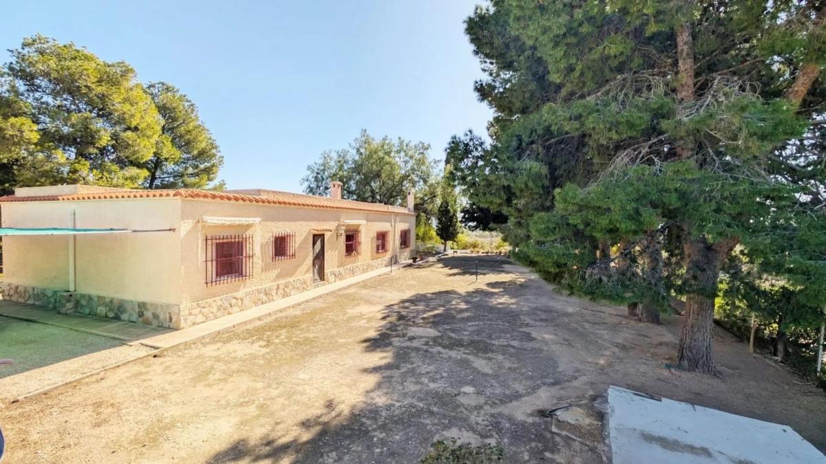 Propiedades en venta y alquiler en España photo 2