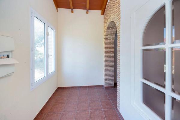 Casa independiente en calle Catral photo 3
