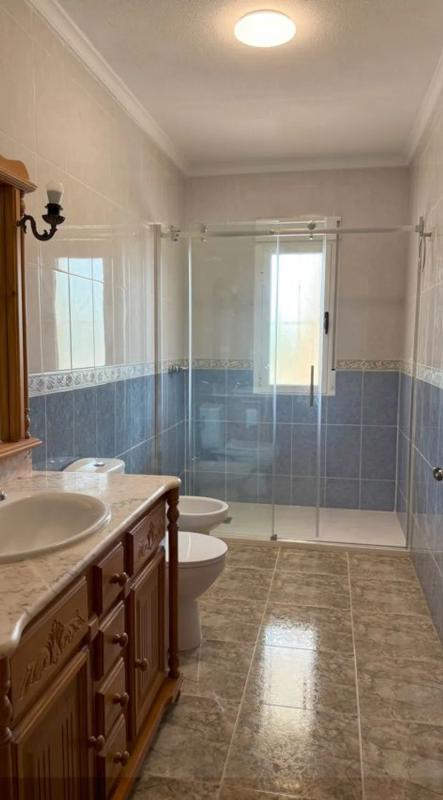 Properties for sale and rent in Spain photo 4