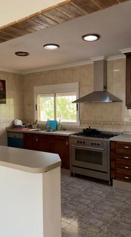 Properties for sale and rent in Spain photo 5