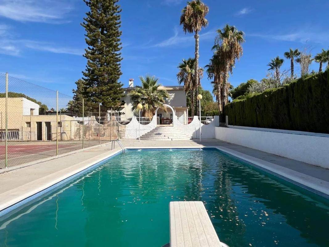 Properties for sale and rent in Spain photo 1