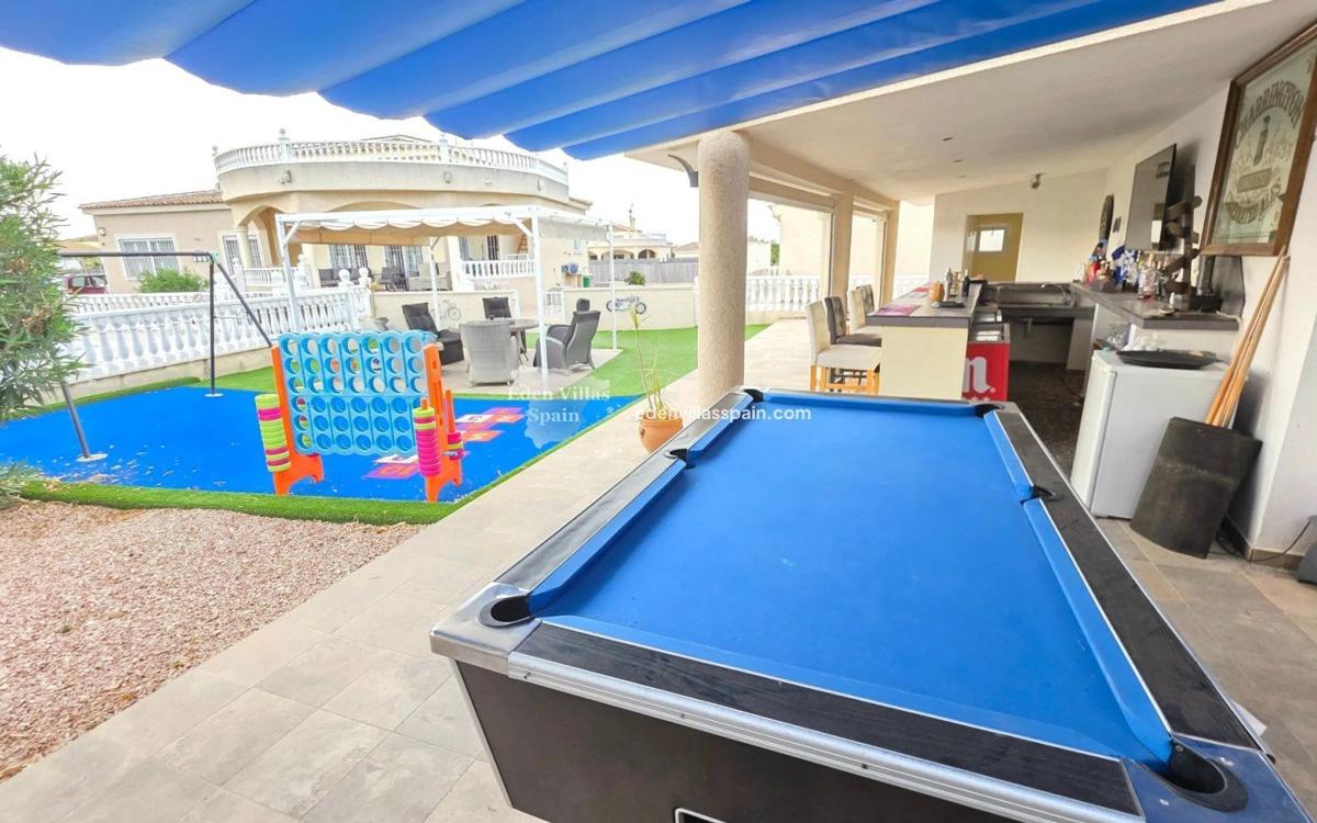 Properties for sale and rent in Spain photo 3