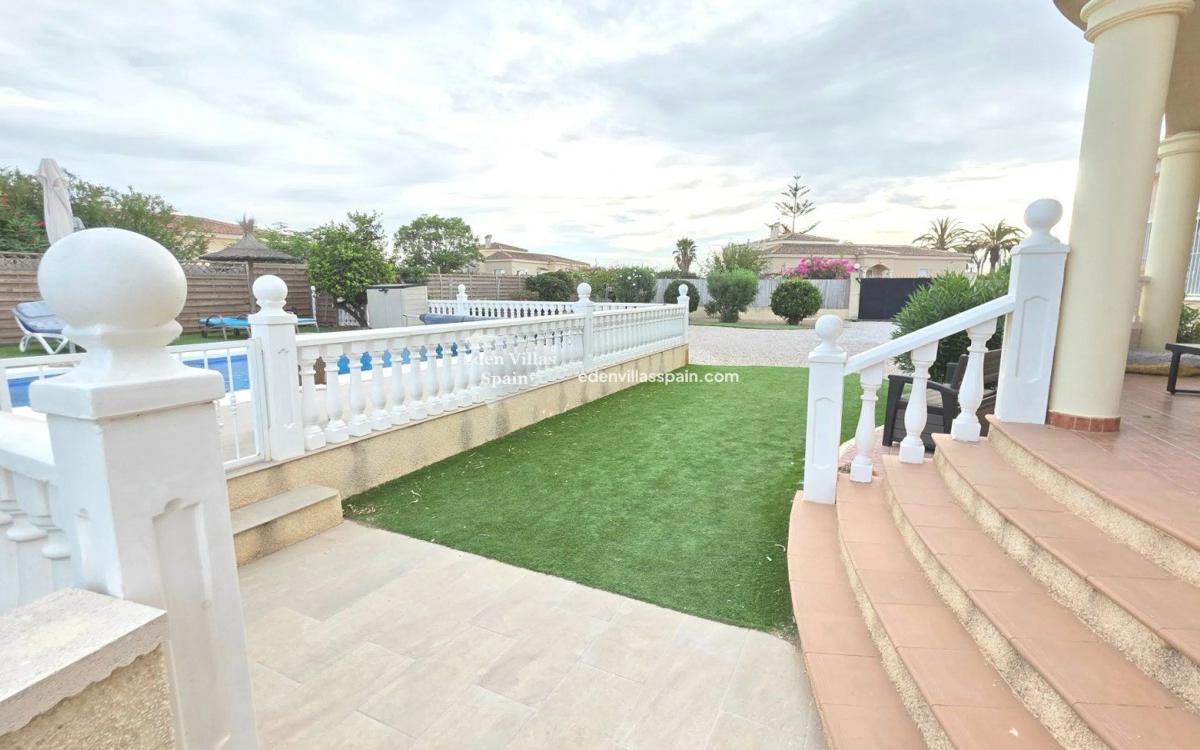 Properties for sale and rent in Spain photo 5