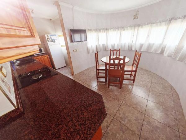 Piso en venta en Calle Olm, Elche / Elx
 photo 1
