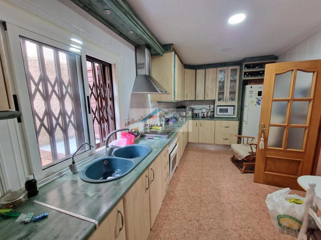 Properties for sale and rent in Spain photo 2
