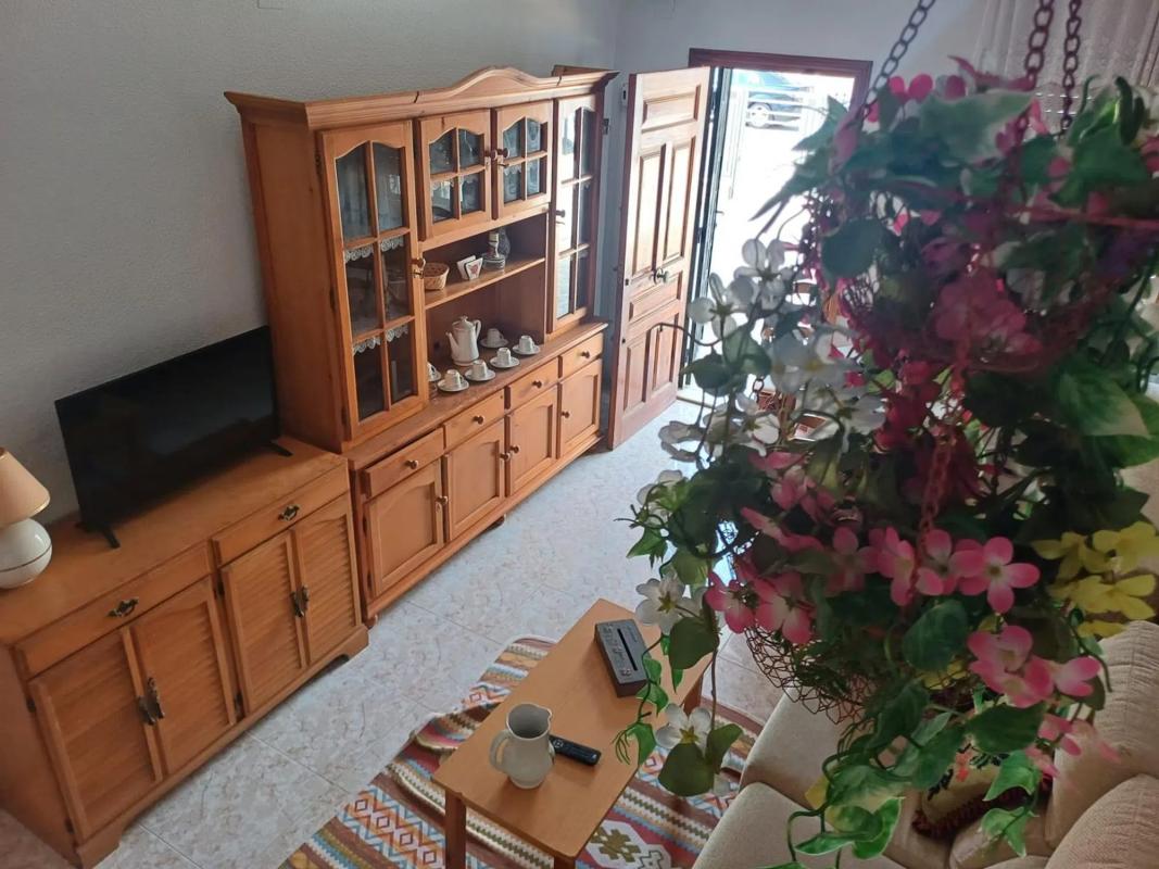 Properties for sale and rent in Spain photo 1