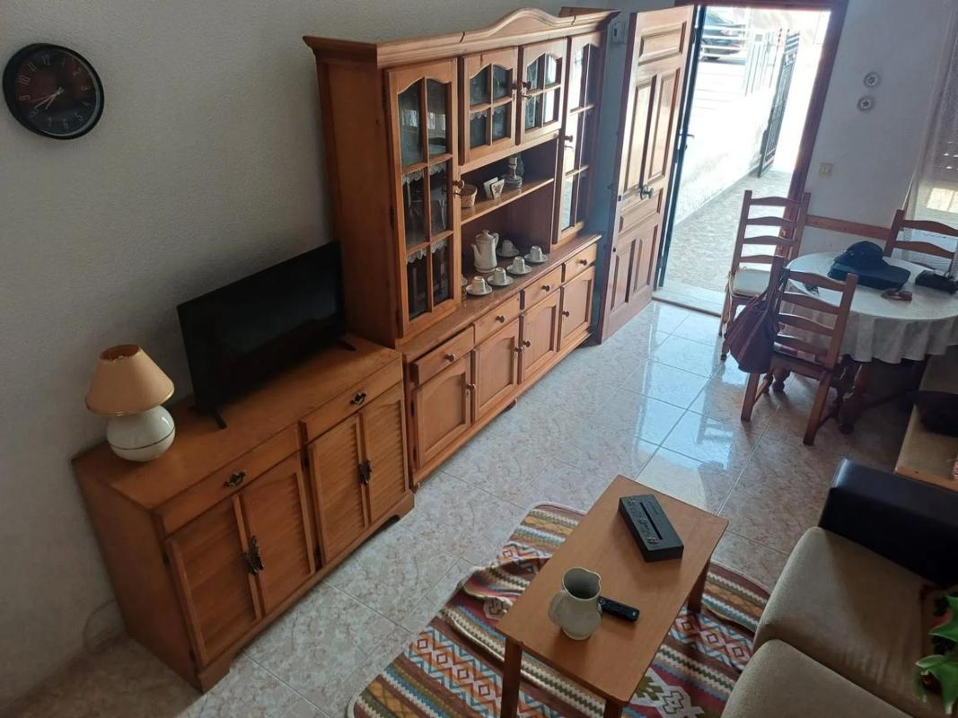 Properties for sale and rent in Spain photo 3