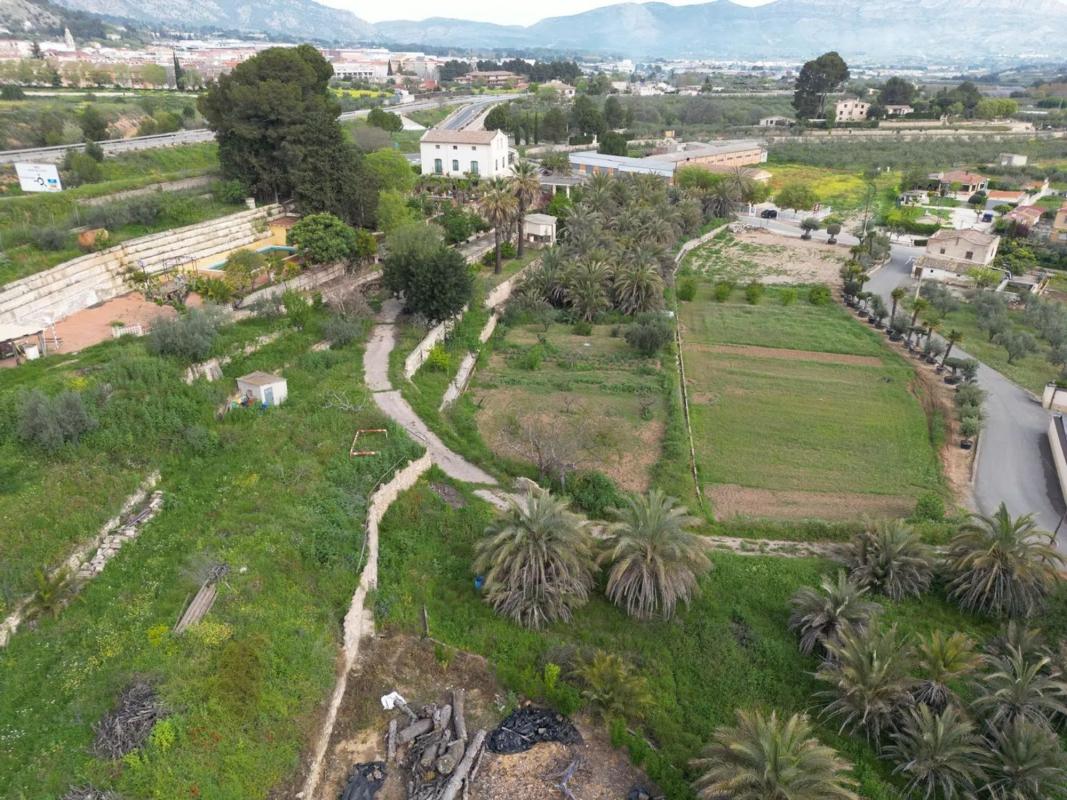 Properties for sale and rent in Spain photo 4