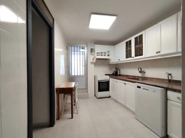 Chalet independiente en venta en Benimarfull, Benimarfull
photo 1