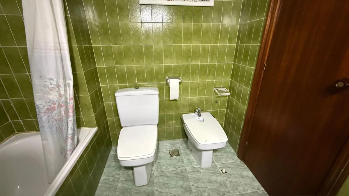 Venta de piso en Calle Pintor Lorenzo Casanova, 5, Alicante / Alacant
 photo 3