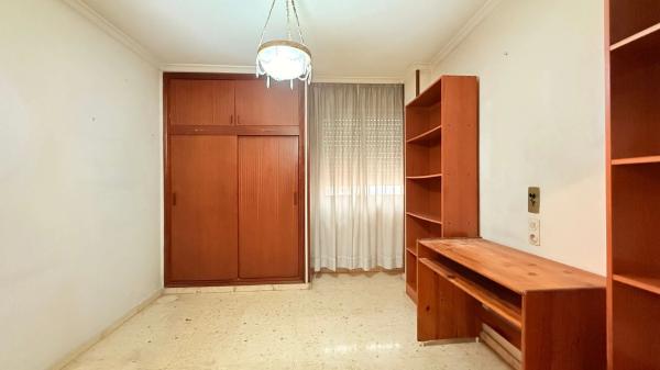 Piso en venta en Calle Pintor Lorenzo Casanova, 5, Alicante / Alacant
 photo 4