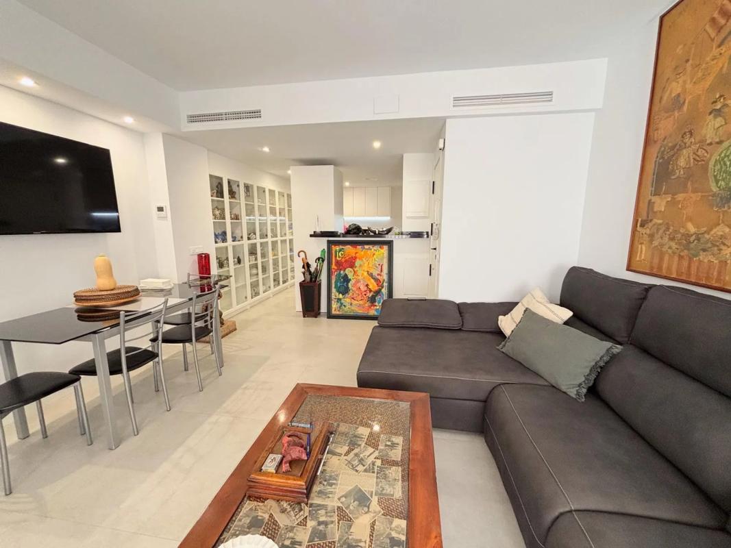 Sale of apartment in Calle Gravina, Alicante
photo 5