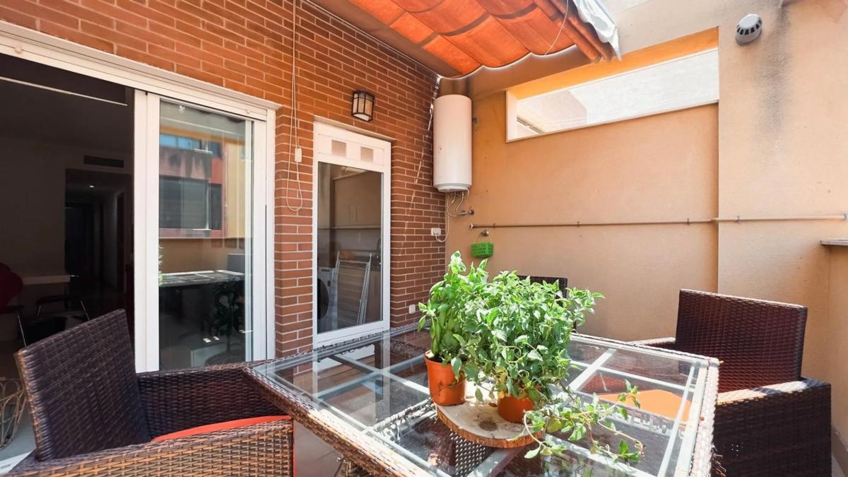 Sale of apartment in Calle Poeta Campos Vasallo, Alicante
 photo 3