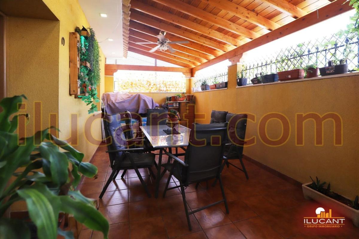 Properties for sale and rent in Spain photo 2