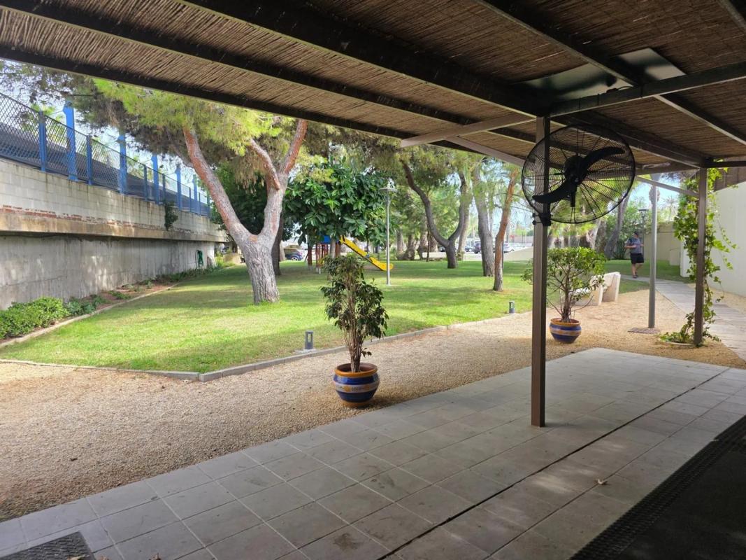 Venta de piso en Barrio Playa de San Juan, Alicante / Alacant
photo 2