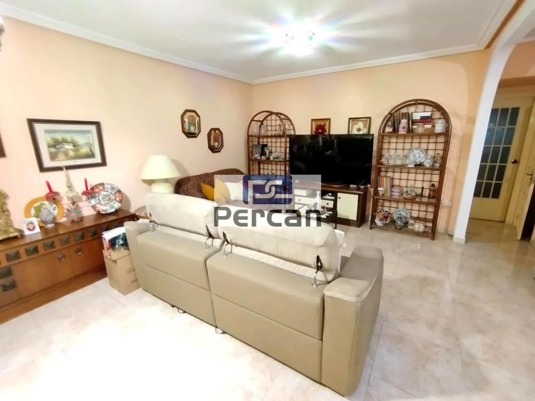Propiedades en venta y alquiler en España photo 5
