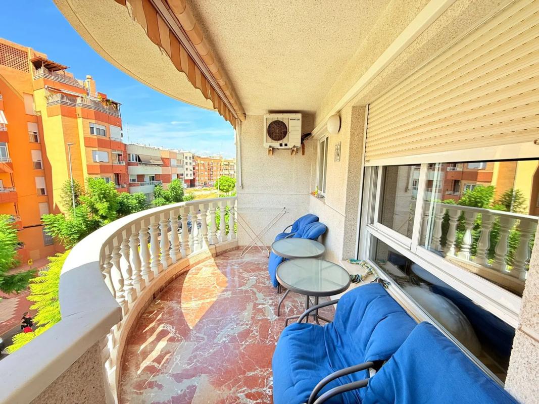 Venta de piso en Avenida de Germanies, El Campello
photo 1