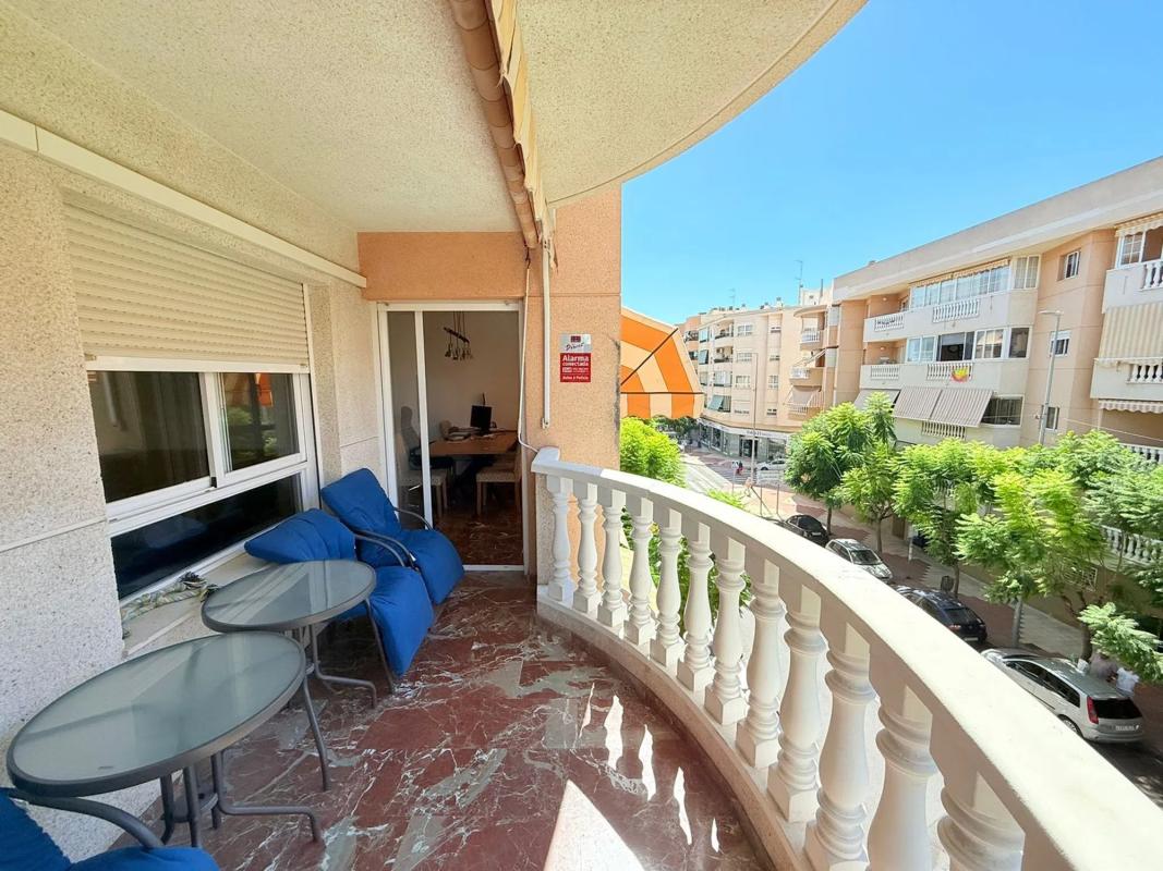 Venta de piso en Avenida de Germanies, El Campello
photo 3