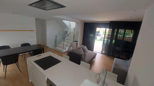 Casa independiente thumbnail 1