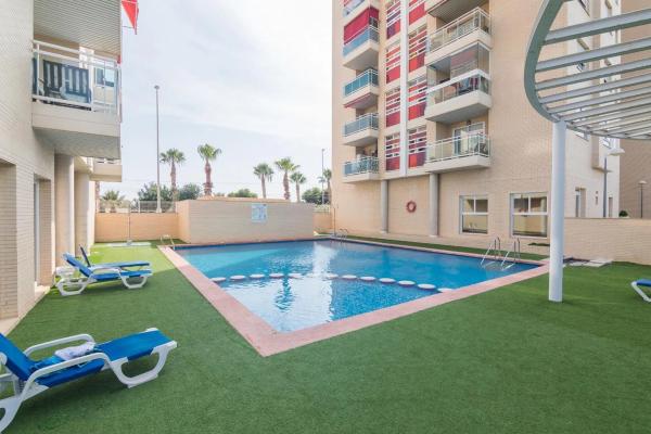 Piso en venta en Avenida Ausiàs March, Campello, El
photo 1