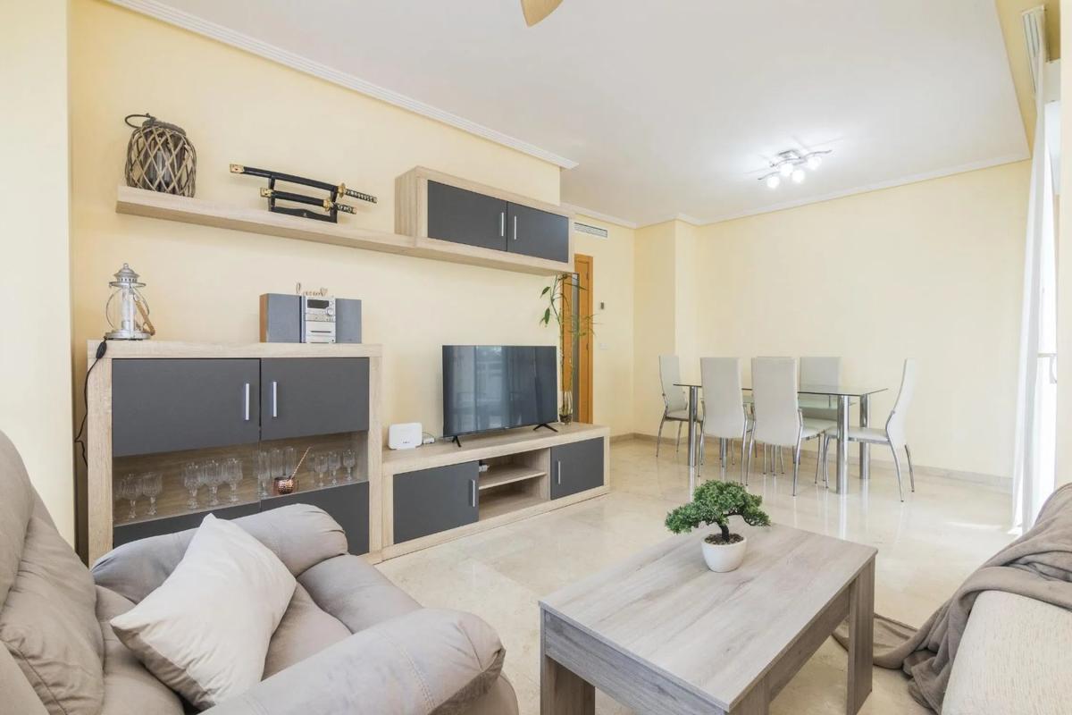 Sale of apartment in Avenida Ausiàs March, El Campello
 photo 2