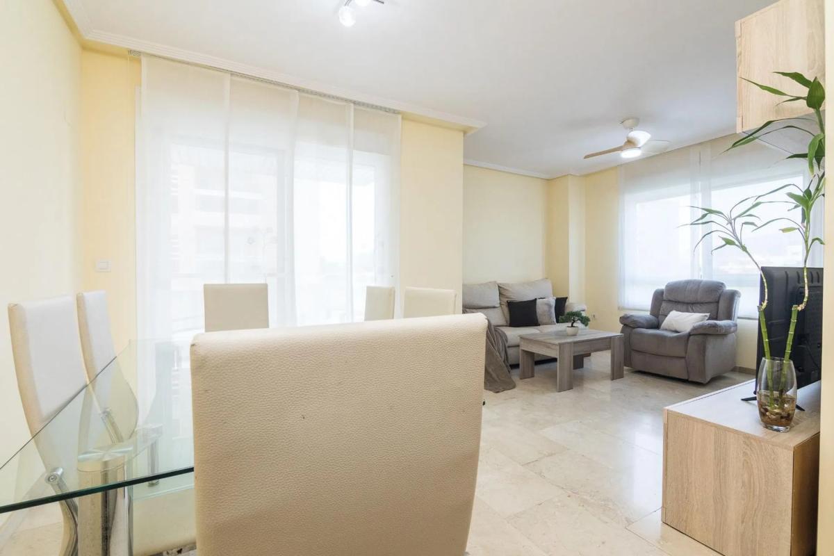 Sale of apartment in Avenida Ausiàs March, El Campello
 photo 5