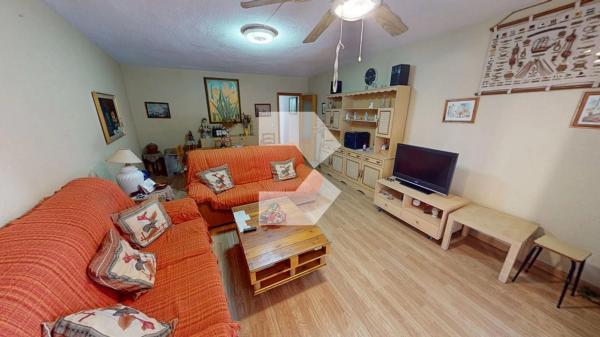 Apartment for sale in Calle de Gabriel Miro, El Campello thumbnail 1