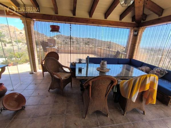 Chalet independiente en venta en Calle del Pou, San Vicente del Raspeig
 photo 4
