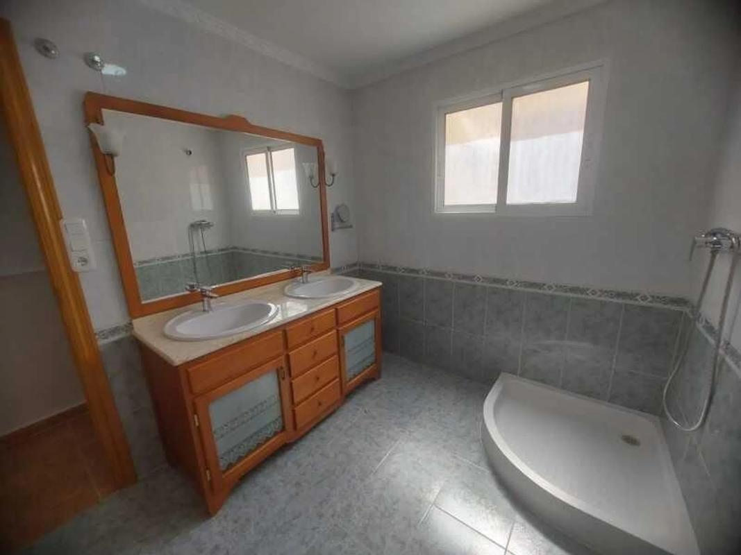 Propiedades en venta y alquiler en España photo 3