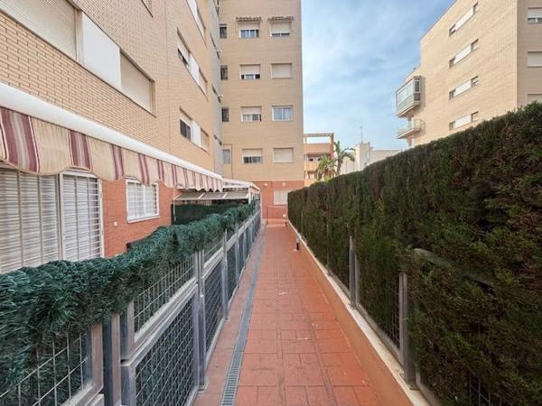 Piso en venta en CL DR MARAÑON, 14, San Vicente del Raspeig
thumbnail 1