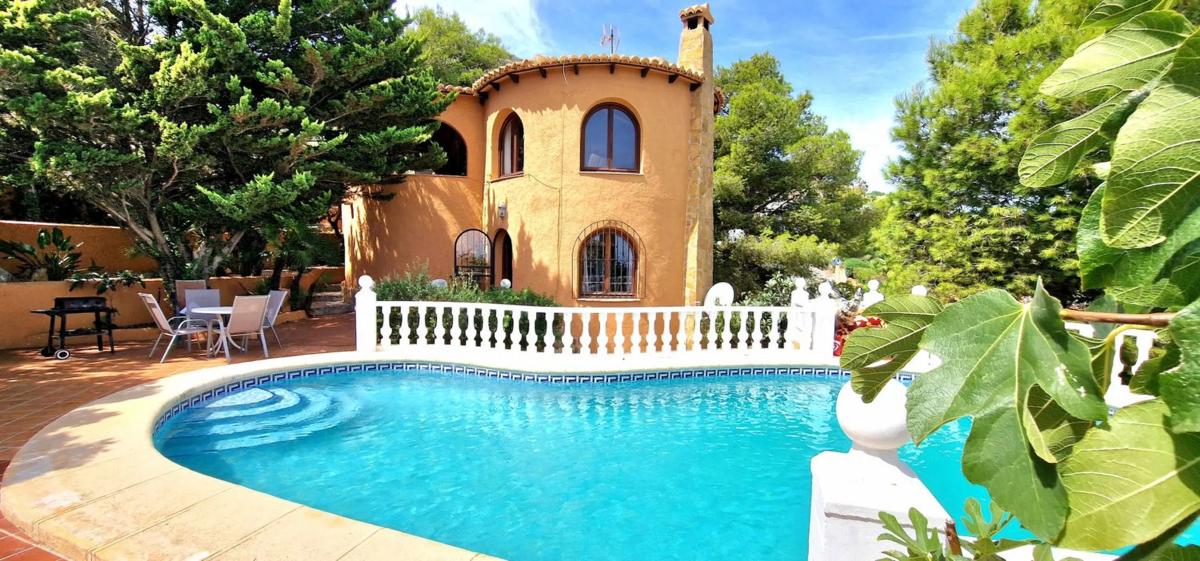 Properties for sale and rent in Spain photo 1