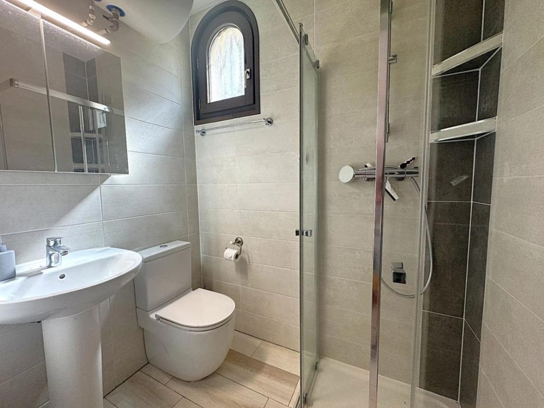 Недвижимость на продажу и в аренду в Испании photo 2