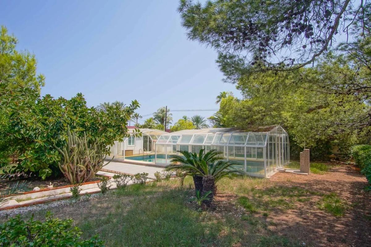 Properties for sale and rent in Spain photo 4